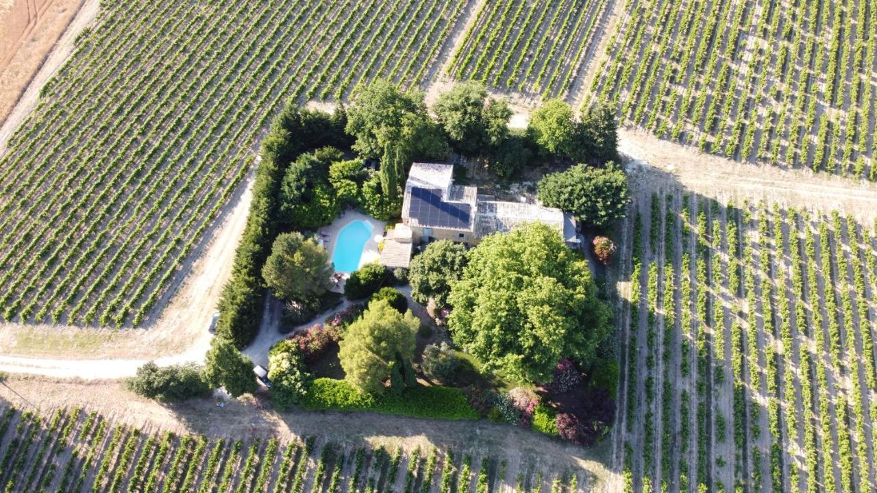 Mas Du Clos De L'Escarrat Jonquieres  Exterior photo